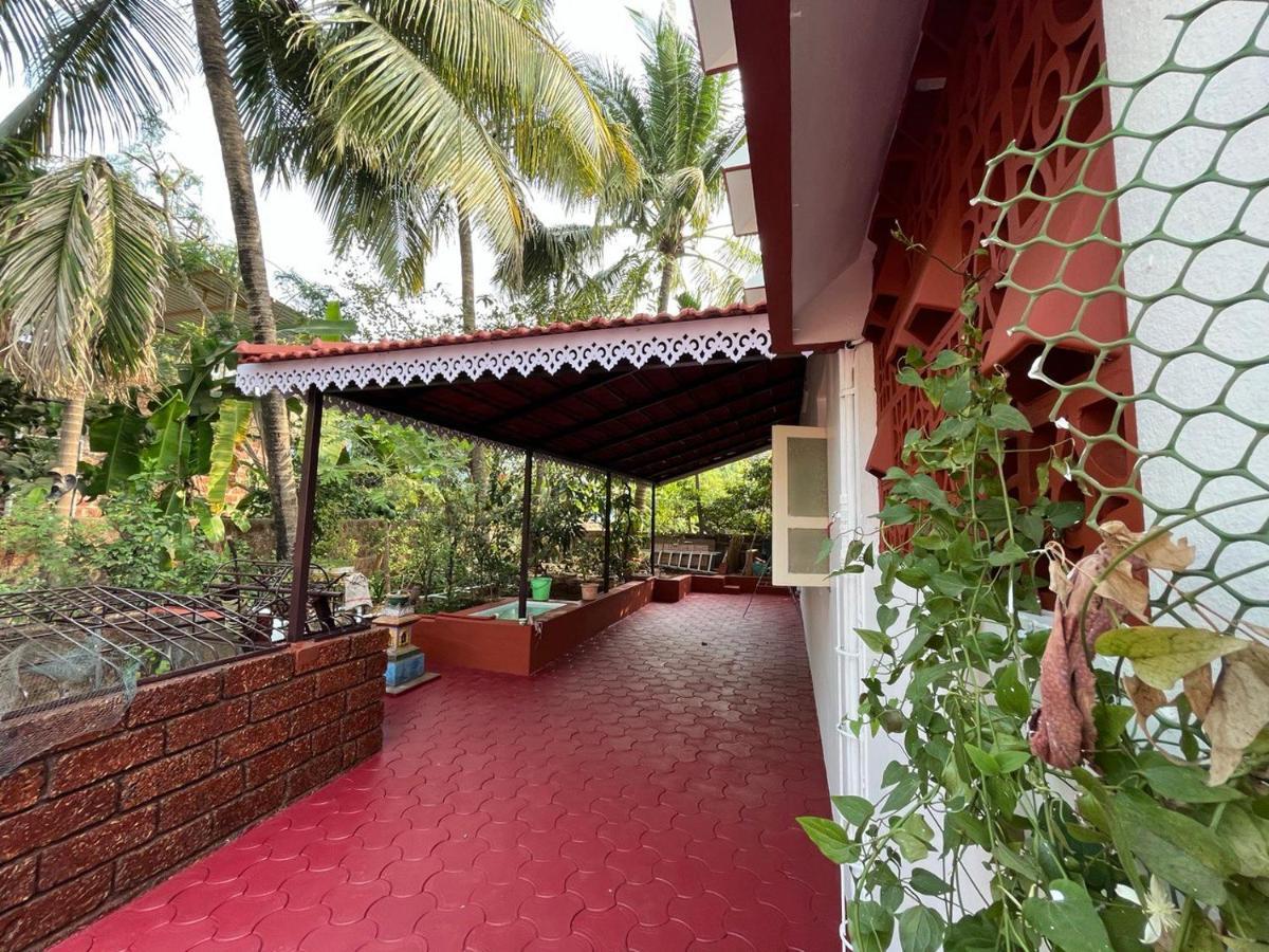 Gayatri Homestay Ratnāgiri Extérieur photo
